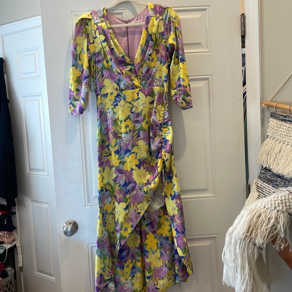 FOR LOVE & LEMONS
Casia Floral Midi Dress